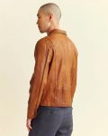 HowItFits_204-082c_saddle
