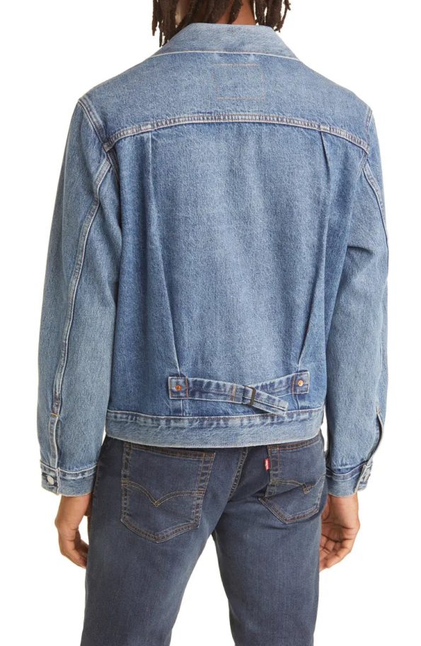 Vintage-inspired denim jacket with single chest pocket in USA